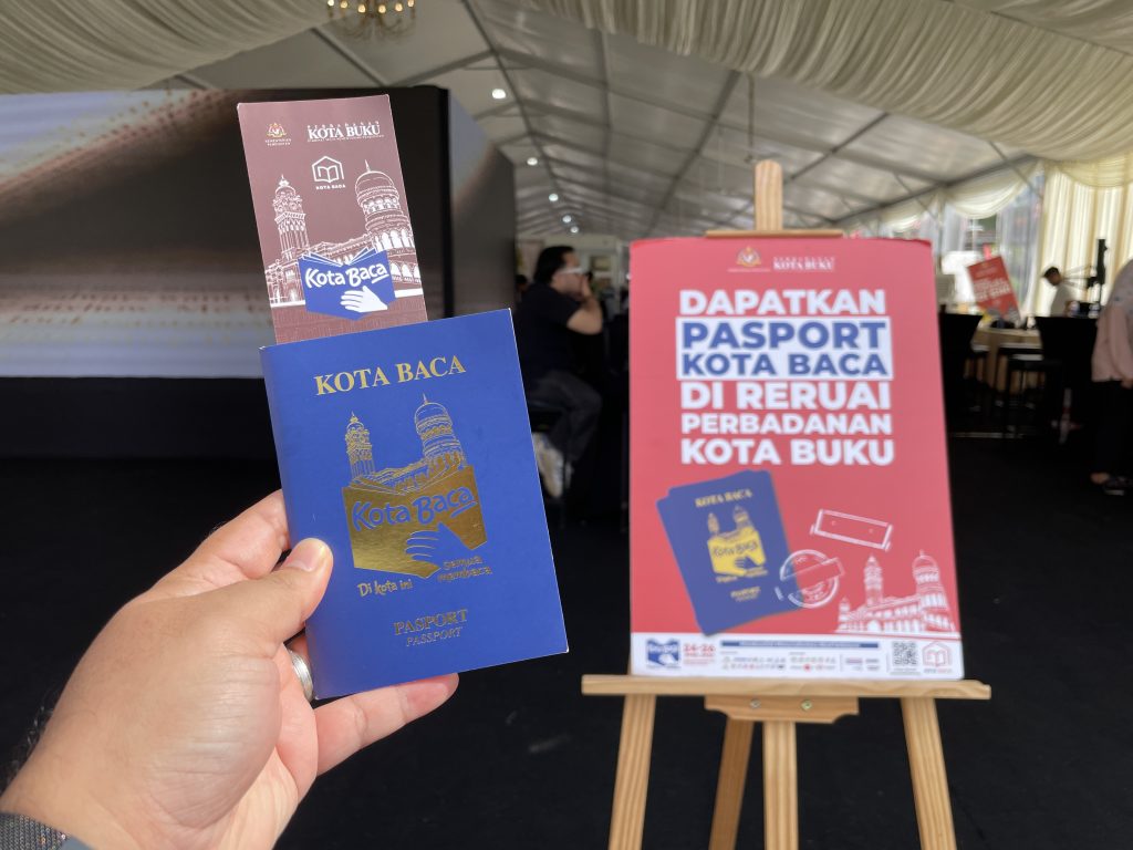 Passport Kota Baca jadi fenomena di Kota Baca 2026 - Titik Baca